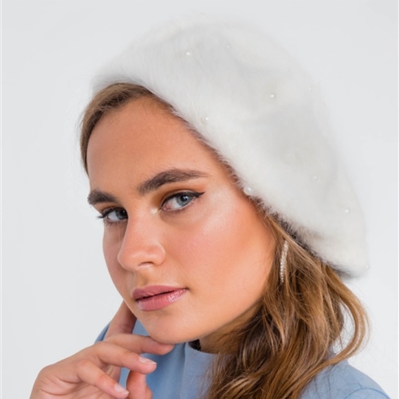 Last 1! PINK or IVORY KNIT FUZZY PEARL BERET - Picture 4 of 8